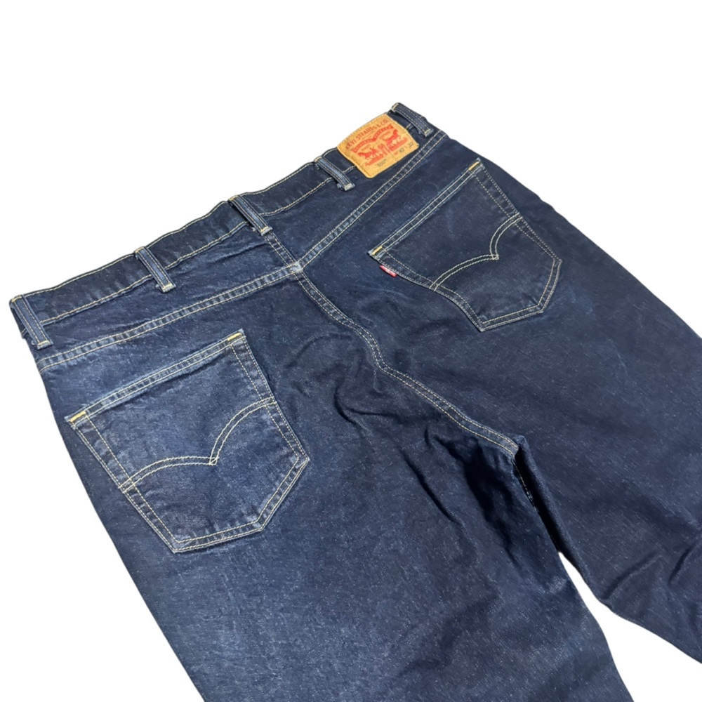 Levi's 550 Men's Straight Leg Jeans Dark Wash Casual Pant Size 42x32 - Picture 3 of 6